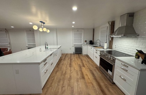 Canaan Casa | Bellhaven- Charming 4-bedroom house in Canaan, CT