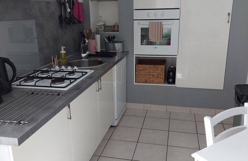 Saint-Romain-de-Jalionas Apartamento | BELLOGIA APARTMENT 3km from the medieval town of Crémieu