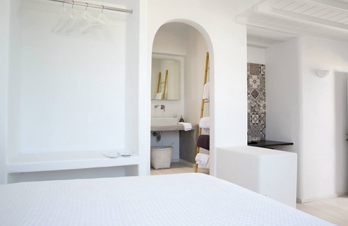Mykonos Town Casa | Bellou Suites