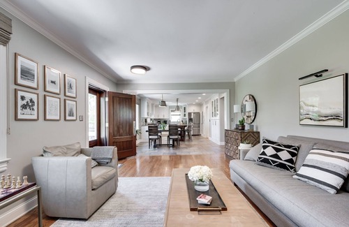 Belmont - Hillsboro Casa | Cerca de todo, a pie de Park y restaurantes, 3 patios, minutos hasta el centro !!