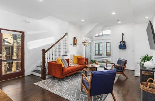 Hillsboro Village Casa | Belmont Retreat walk to Restaurants, Coffee, 12 South