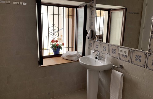 La Catedral Casa | Belmonte Rooms