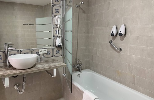 La Catedral Casa | Belmonte Rooms