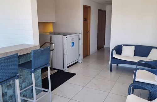 Barra Apartamento | Belo apt Próximo ao Farol da Barra com Piscina no Terraço