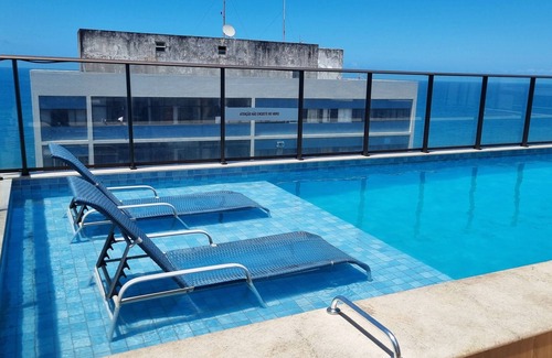 Barra Apartamento | Belo apt Próximo ao Farol da Barra com Piscina no Terraço