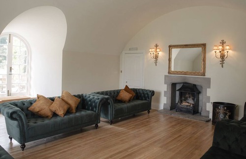 Hallington Villa | Belsay Manor House - Diez Habitaciones Villa, Capacidad 20
