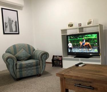 East Wangaratta Cabina | Beltie Park Homestead