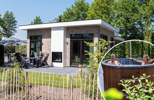 Cromvoirt Chalet De Esquí | ✓ Belvedere at Résidence de Leuvert ✓ Holiday home for six persons ✓ Situated close to 's Hertogenbosch (North Brabant) ✓ Near De IJzeren Man ✓ Book directly at the park