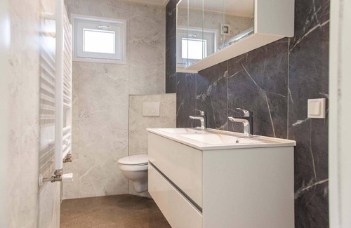 Cromvoirt Chalet De Esquí | ✓ Belvedere at Résidence de Leuvert ✓ Holiday home for six persons ✓ Situated close to 's Hertogenbosch (North Brabant) ✓ Near De IJzeren Man ✓ Book directly at the park