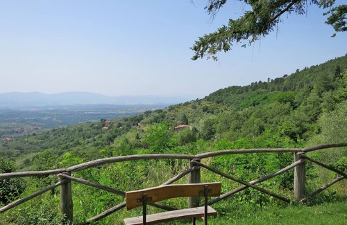 Castelfranco di Sopra Apartamento | Belvedere by Interhome