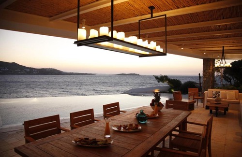 Mykonos Hotel | Belvedere Mykonos - Waterfront Villa & Suites - The Leading Hotels of the World