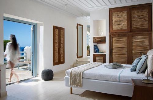 Mykonos Hotel | Belvedere Mykonos - Waterfront Villa & Suites - The Leading Hotels of the World