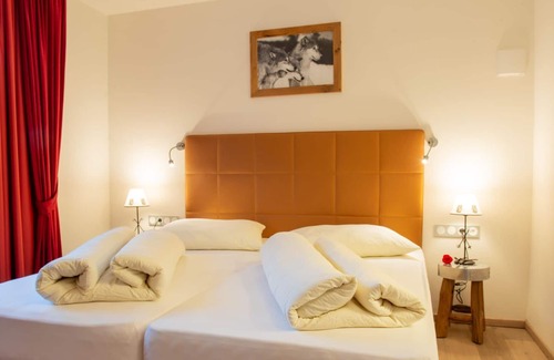 Mareo Apartamento | Hermoso apartamento en los Dolomitas con un gran jardín.