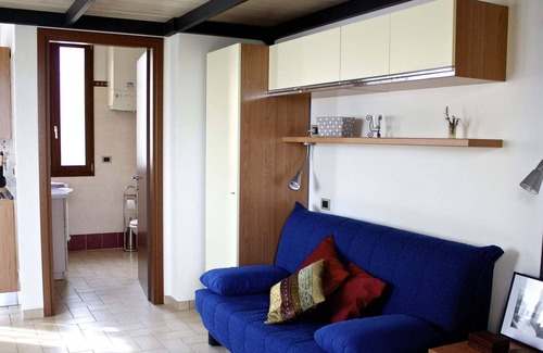 Casalfiumanese Apartamento | Belvilla by OYO Apartment in Sassoleone with Pool