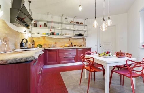 Campobasso Apartamento | Elegante apartamento en Campobasso cerca del bosque