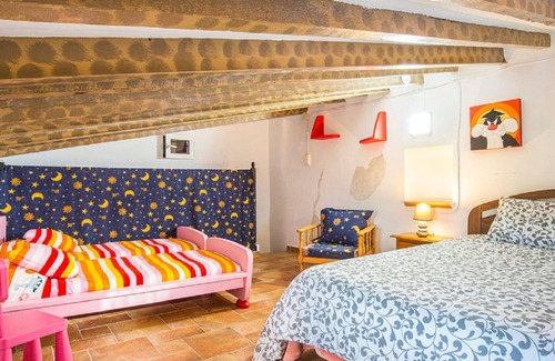 Los Puertos Villa | Amplia villa en Cartagena con piscina