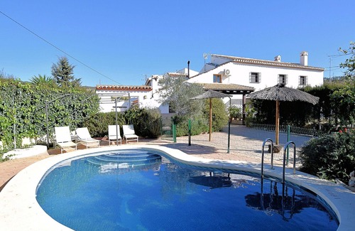 Almogia Cabaña | Belvilla by OYO Casa La Palmera