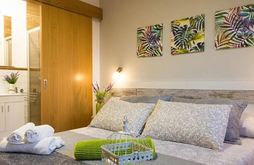 Cerponzons Casa | Belvilla by OYO Casa O Sartal - Villa Raxeira