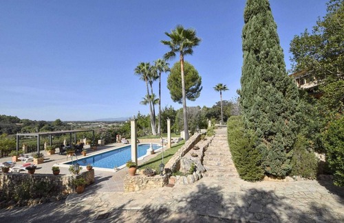 Lloret de Vistalegre Casa | Villa rústica situada en el bonito pueblo mallorquín de Sineu