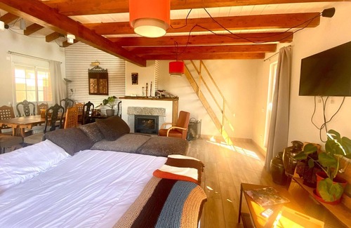 Robledondo Casa | Belvilla by OYO Holiday Home in Robledondo
