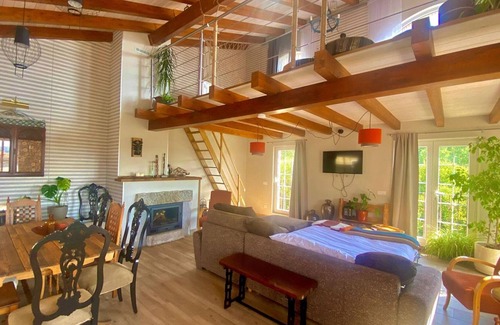 Robledondo Casa | Belvilla by OYO Holiday Home in Robledondo