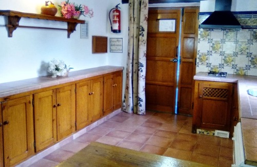La Acena de la Borrega Casa | Acogedora casa rural en Valencia de Alcántara con piscina
