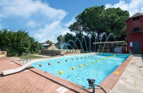 Castiglione del Lago Casa | Belvilla by OYO Large Farmhouse with Pool