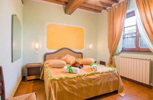 Castiglione del Lago Casa | Belvilla by OYO Large Farmhouse with Pool