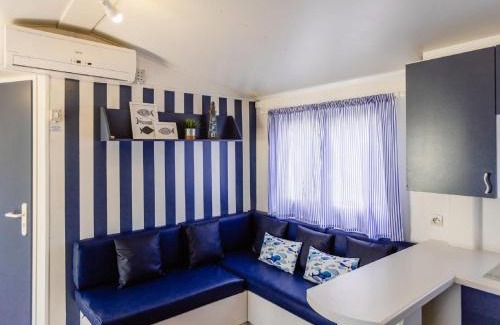 Miami Platja Chalet De Esquí | Belvilla by Oyo Miramar 1