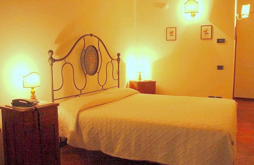 Perugia Apartamento | Acogedor Apartamento con Jardín, Terraza y Piscina