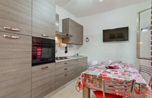 Saludecio Apartamento | Espacioso apartamento cerca de Saludecio