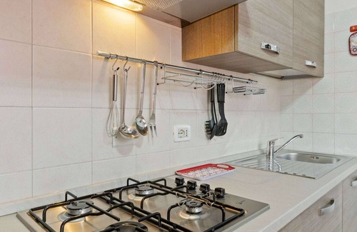 Saludecio Apartamento | Espacioso apartamento cerca de Saludecio