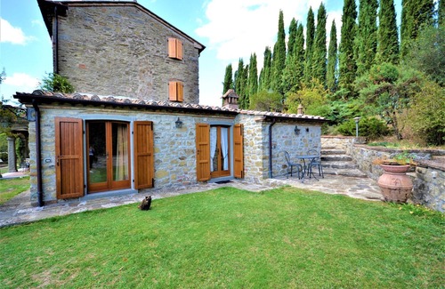 Il Borgo Casa | Apartamentos en Casale Toscano con piscina y vistas a Cortona.