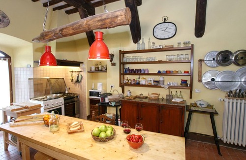 Graffignano Villa | Villa acogedora en Graffignano, Italia con piscina