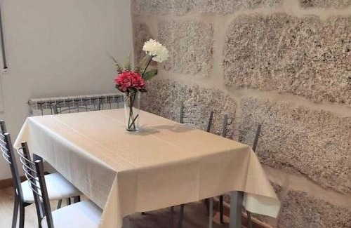 Ourense Apartamento | Belvilla by OYO Villa Trabazos Abellas