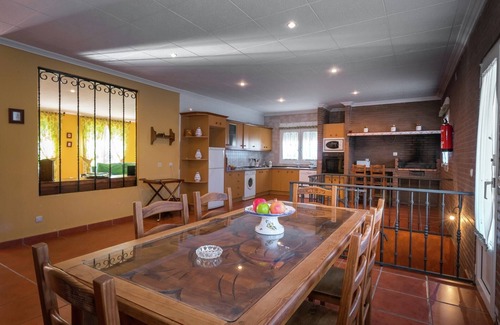 Herrera de Alcantara Casa | Acogedora casa de vacaciones con terraza