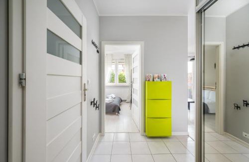 Warsaw Apartamento | Bemowo Homely Apartment by BookingHost