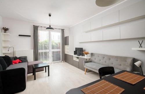 Warsaw Apartamento | Bemowo Homely Apartment by BookingHost