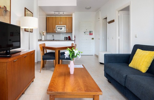Benalmadena Costa Apartamento | Benalbeach Cozy by Alfresco Stays