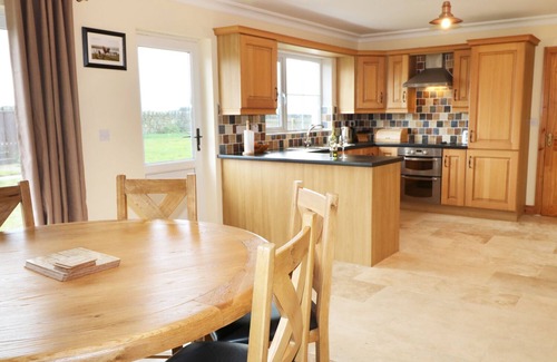 Tullaghan Casa | BENBULBEN VIEW, pet friendly in Tullaghan, County Leitrim