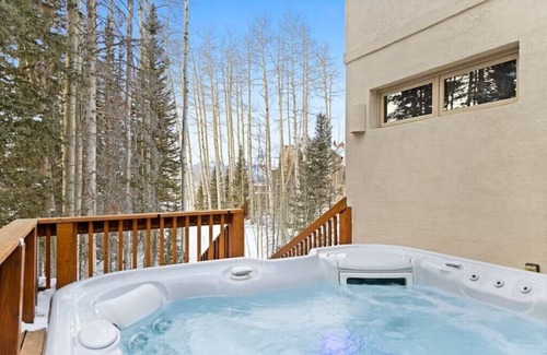 Mountain Village Casa | Benchmark 244 - The Lodge on Bridges