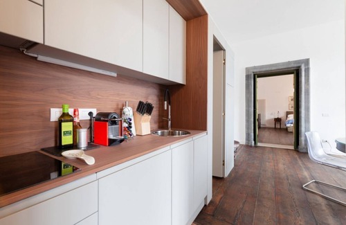 Naples City Centre Apartamento | Benedetto Croce: an apartment with spectacular views in Palazzo Marigliano