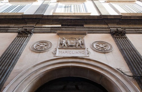 Naples City Centre Apartamento | Benedetto Croce: an apartment with spectacular views in Palazzo Marigliano