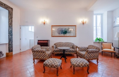 Naples City Centre Apartamento | Benedetto Croce: an apartment with spectacular views in Palazzo Marigliano