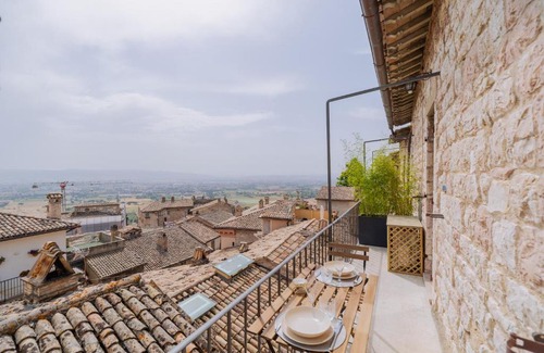 Assisi Casa | Benedictine monastery of 1072