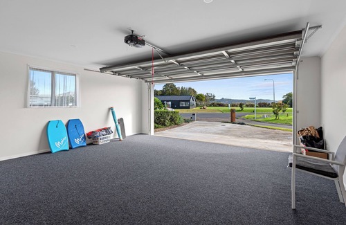Waipu Casa | Bennett's Bach - Waipu Holiday Home