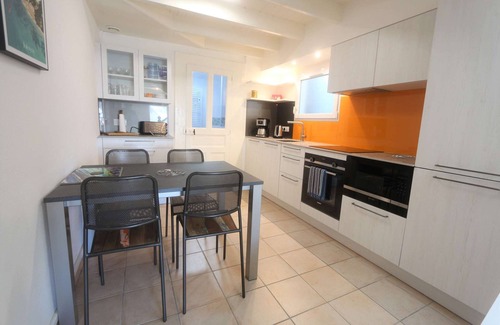 Benodet Casa | Benodet center, small 3 star holiday home 300m from the beach