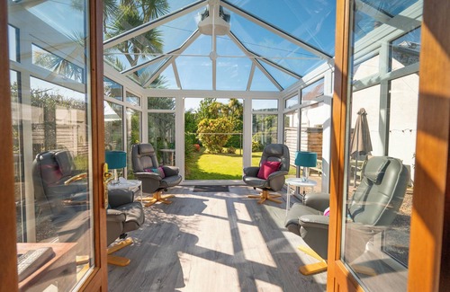 Lamlash Casa | Benoronsay 4 bedroom holiday home, Lamlash, Isle of Arran. Pet friendly