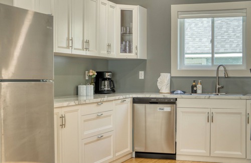 Fair Plain Casa | Benton Beach House: Bike to Beach & St. Joseph River, Arcade Games, Cornhole