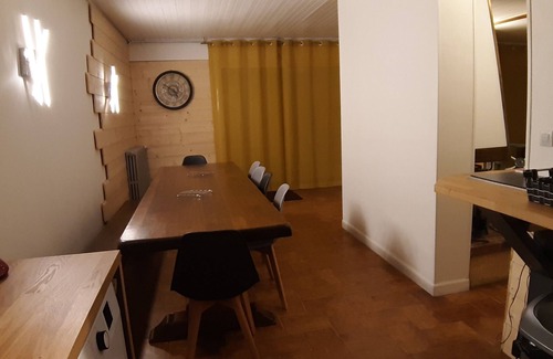 Luz-Saint-Sauveur Casa | BERAFIA Casa 15 pers, 5 ch 3 baños gran jardín en el corazón del pueblo